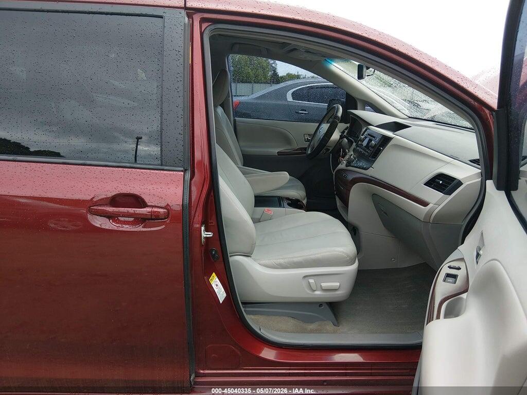 5TDYK3DC2DS371117 2013 TOYOTA SIENNA photo no. 5