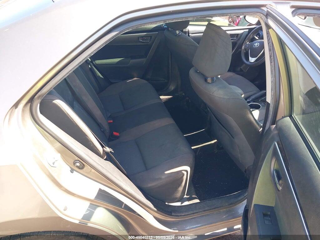 5YFBURHE5JP776939 2018 TOYOTA COROLLA photo no. 8