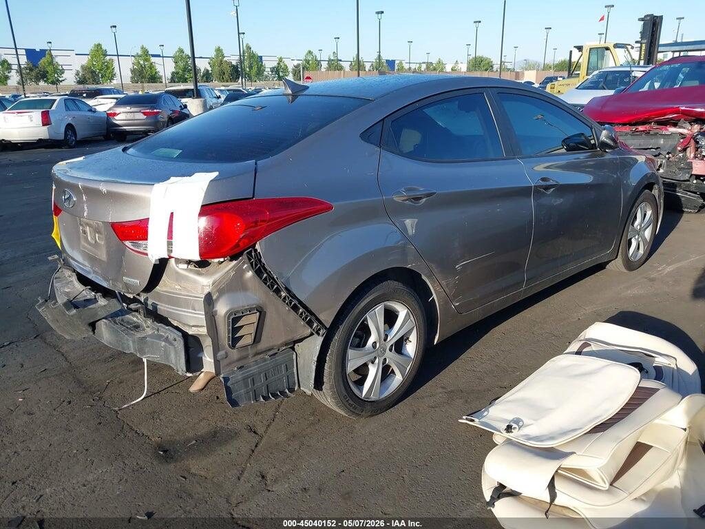 5NPDH4AE0CH101574 2012 HYUNDAI ELANTRA photo no. 4