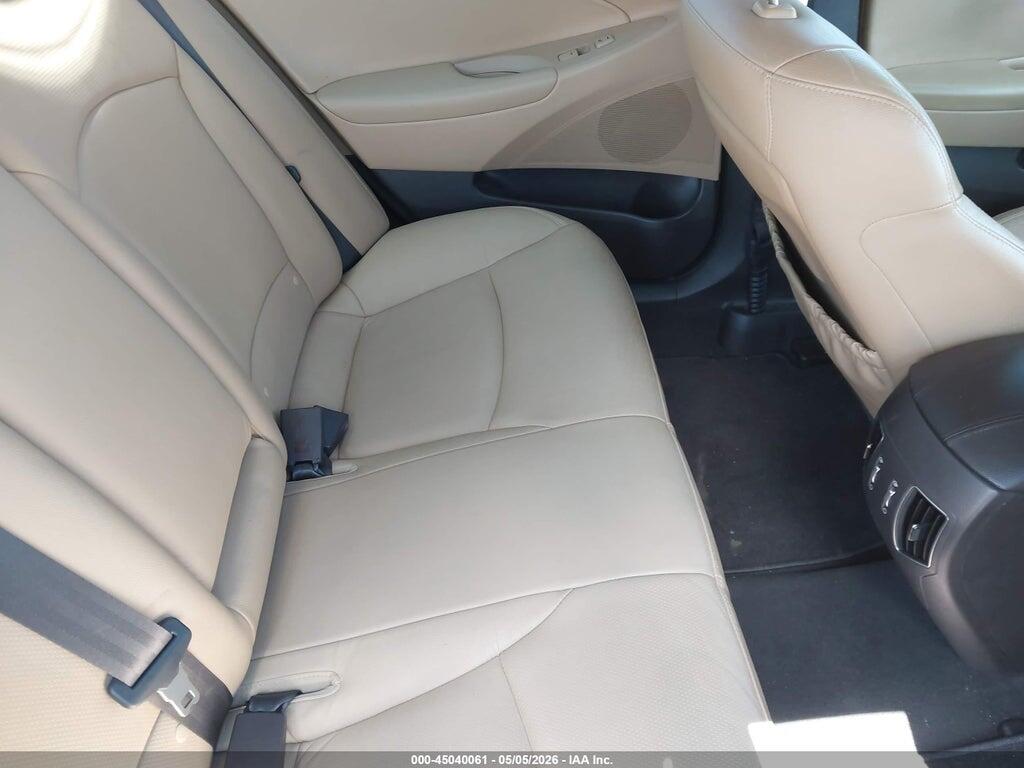 5NPEC4AB2CH410424 2012 HYUNDAI SONATA photo no. 8