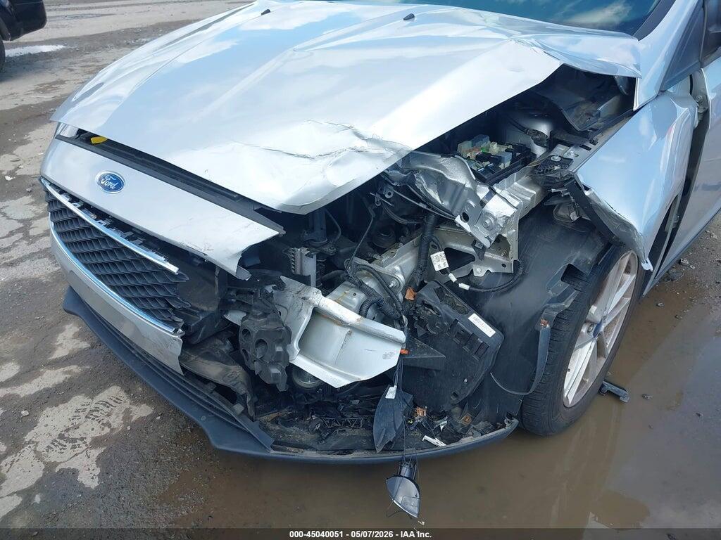 1FADP3F22HL321738 2017 FORD FOCUS photo no. 6