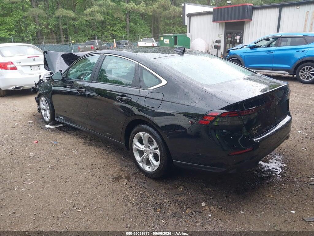 1HGCY1F22SA041118 2025 HONDA ACCORD photo no. 3