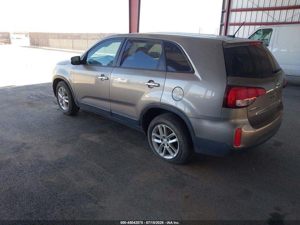 5XYKT3A64FG625752 2015 KIA SORENTO photo no. 3