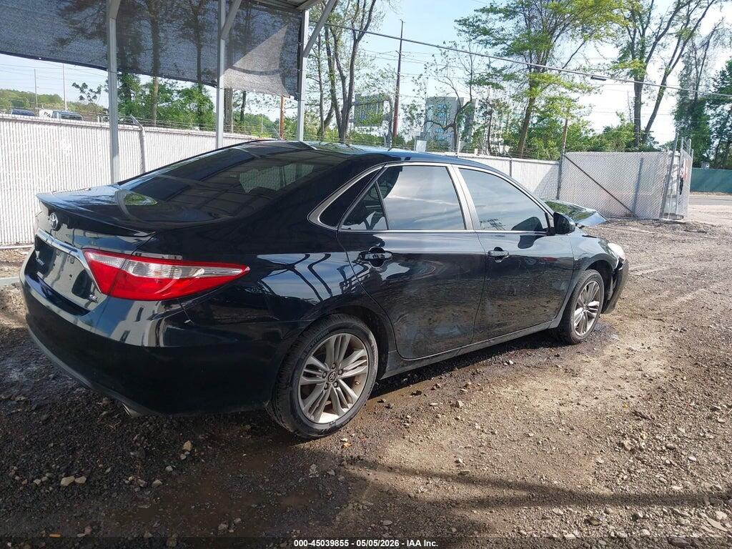 4T1BF1FK7HU369458 2017 TOYOTA CAMRY photo no. 4