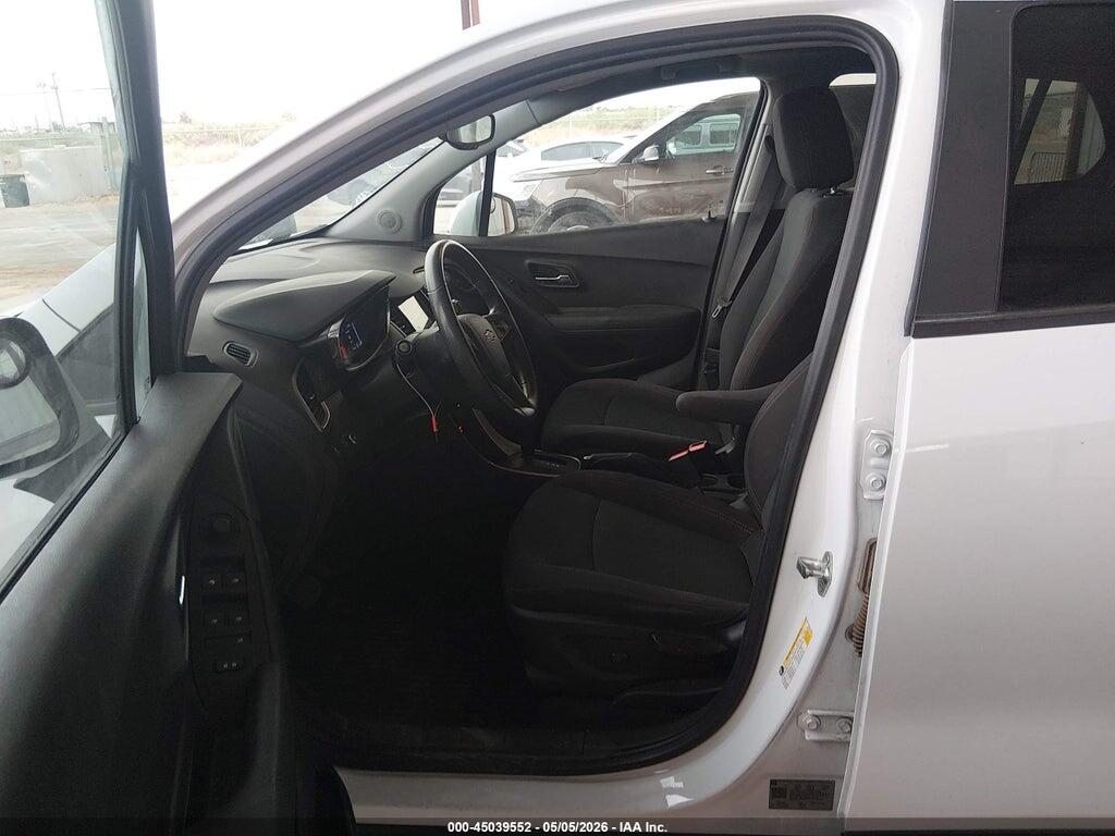 3GNCJKSB8KL206541 2019 CHEVROLET TRAX photo no. 5