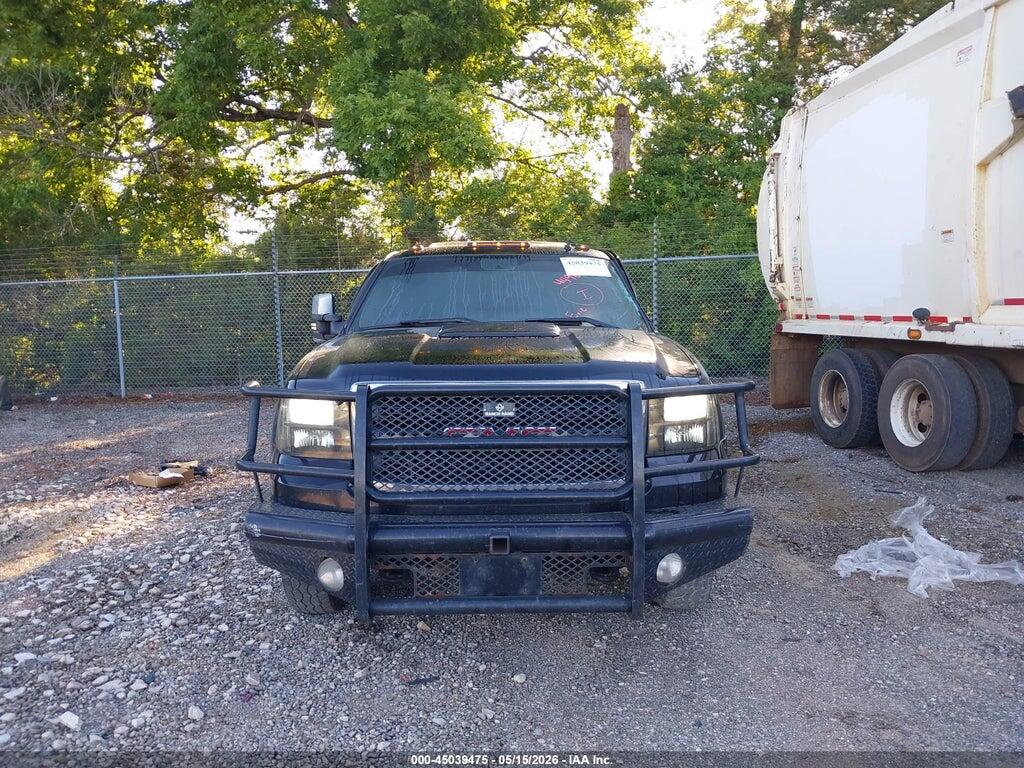 1GT424C89BF109643 2011 GMC SIERRA 3500HD photo no. 12