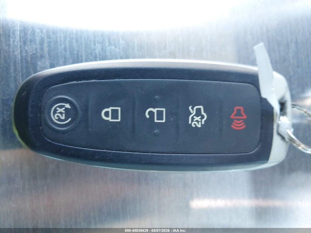 1FADP3N23JL314563 2018 FORD FOCUS photo no. 11