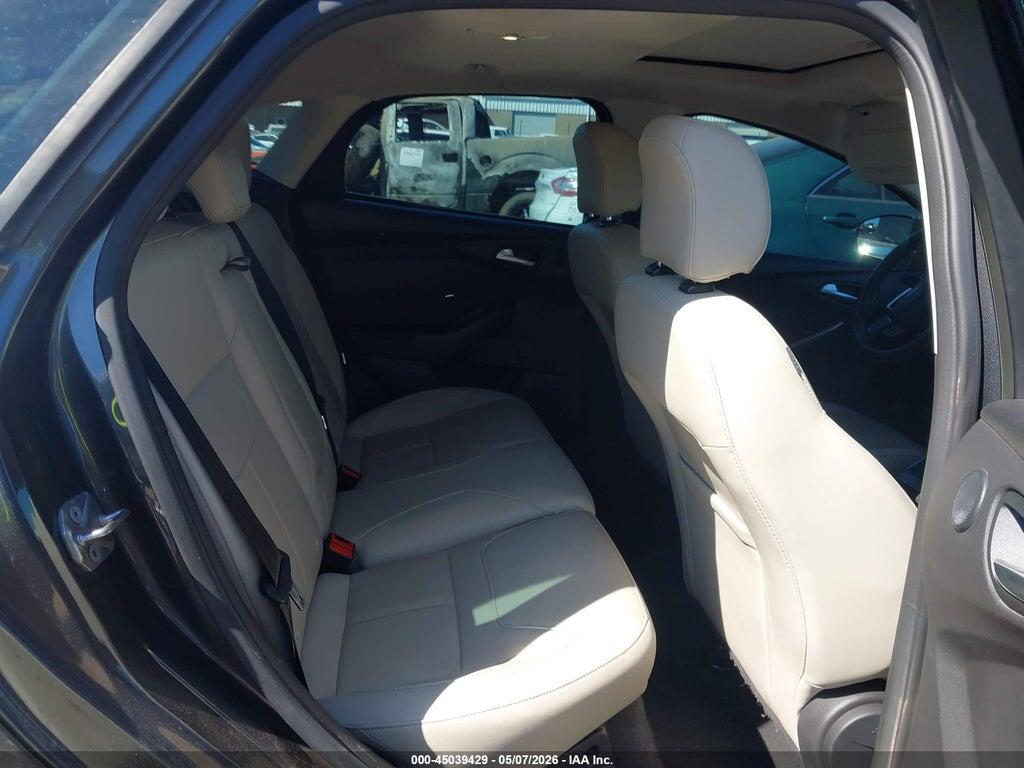 1FADP3N23JL314563 2018 FORD FOCUS photo no. 8