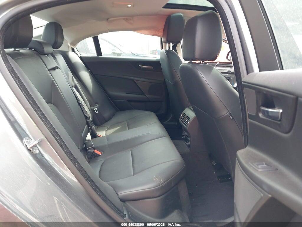 SAJAJ4BV5HA962559 2017 JAGUAR XE photo no. 8