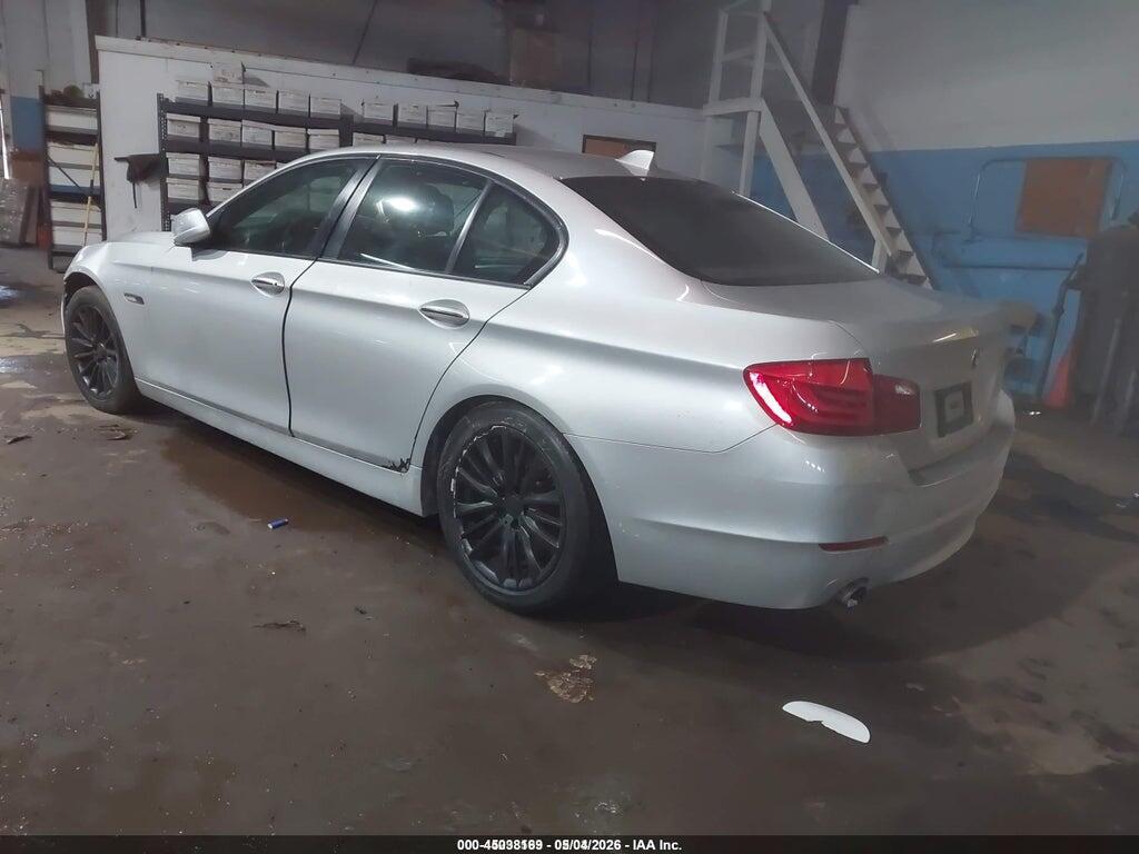 WBAFR7C59BC602295 2011 BMW 535I photo no. 3