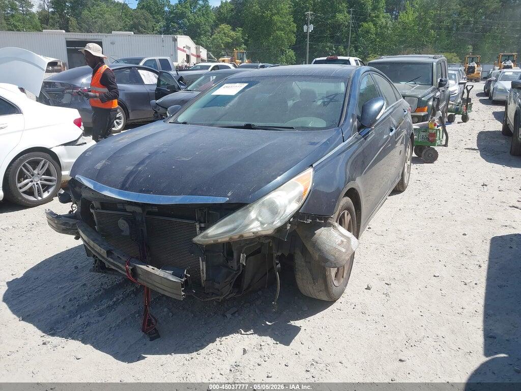 5NPEC4AC7BH235255 2011 HYUNDAI SONATA photo no. 2