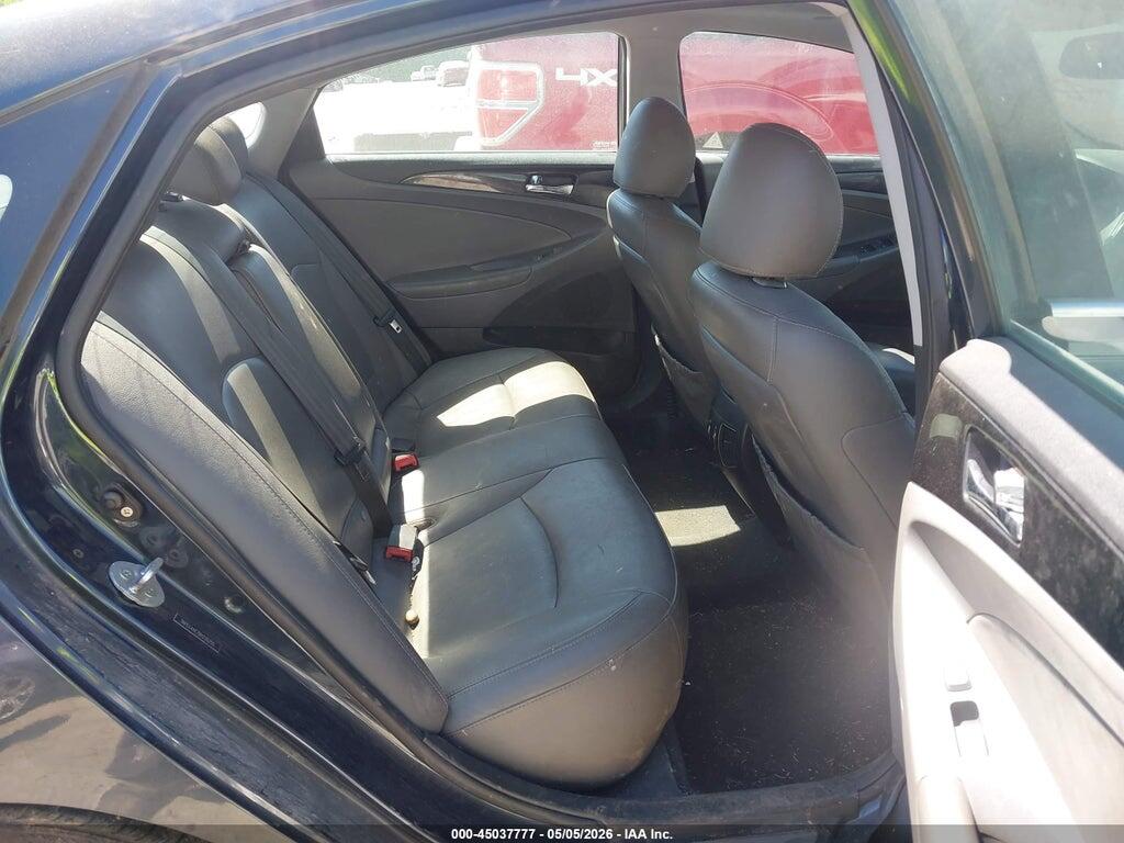 5NPEC4AC7BH235255 2011 HYUNDAI SONATA photo no. 8