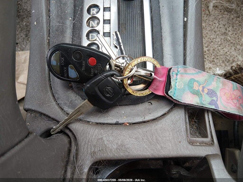 JN1CA31D61T626295 2001 NISSAN MAXIMA photo no. 11