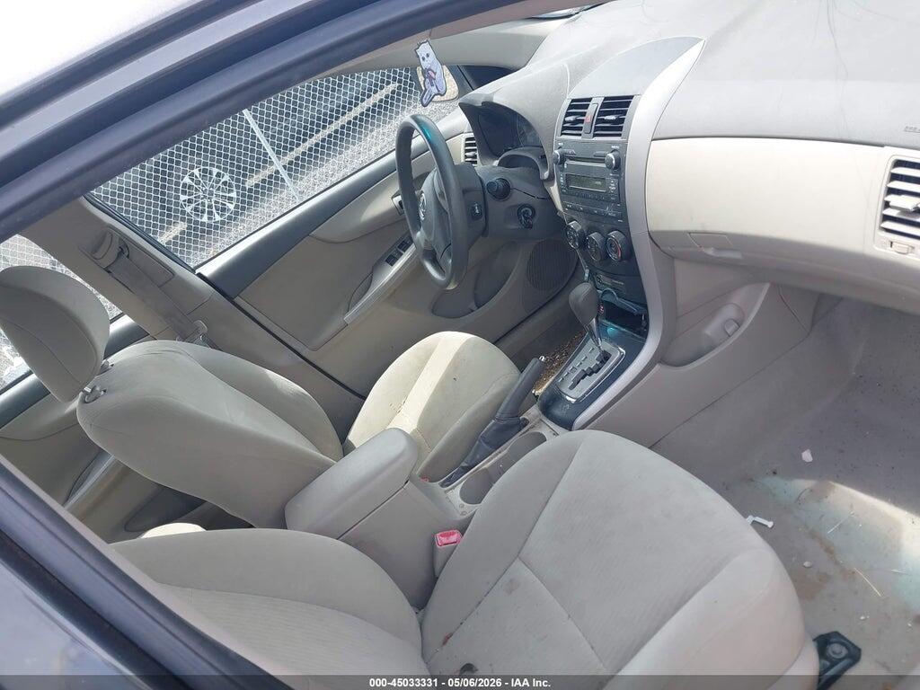 1NXBU4EE7AZ303923 2010 TOYOTA COROLLA photo no. 5