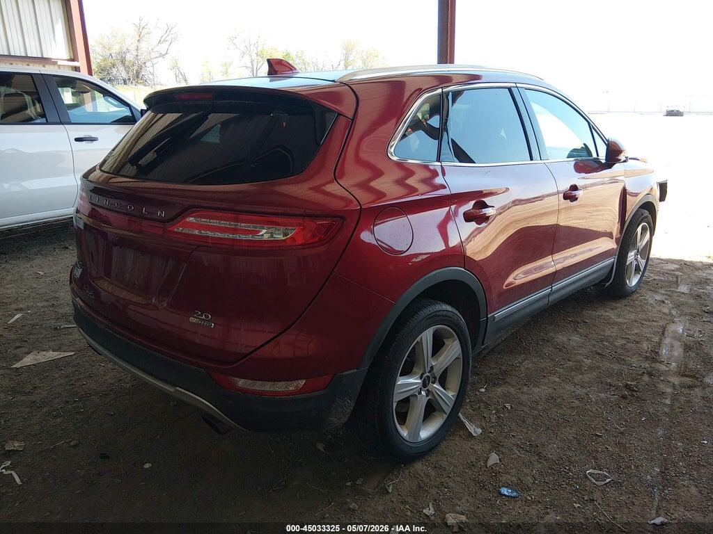 5LMCJ1C99GUJ24175 2016 LINCOLN MKC photo no. 4