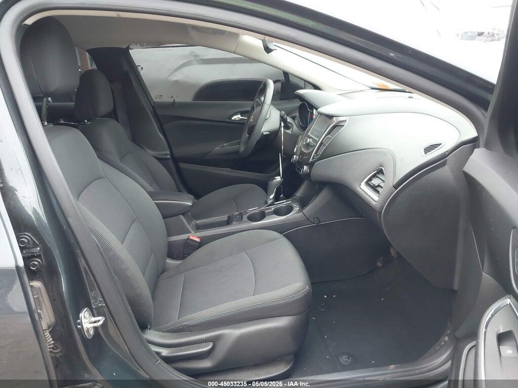 3G1BE6SM7HS527379 2017 CHEVROLET CRUZE photo no. 5