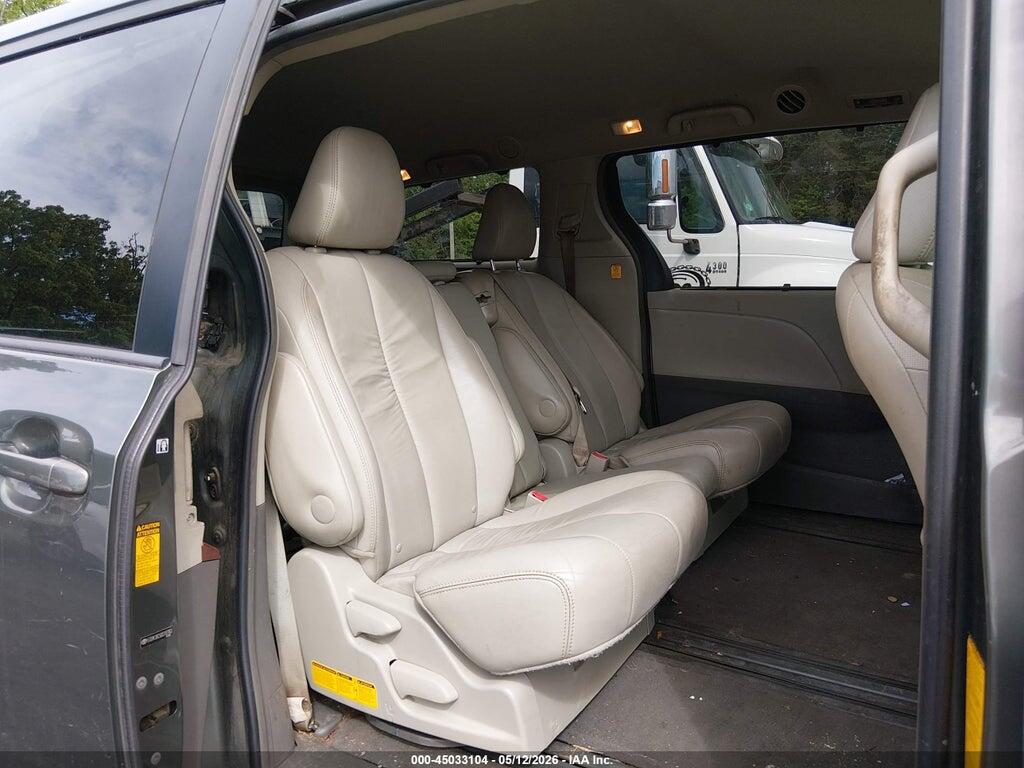 5TDYK3DC5DS317763 2013 TOYOTA SIENNA photo no. 8