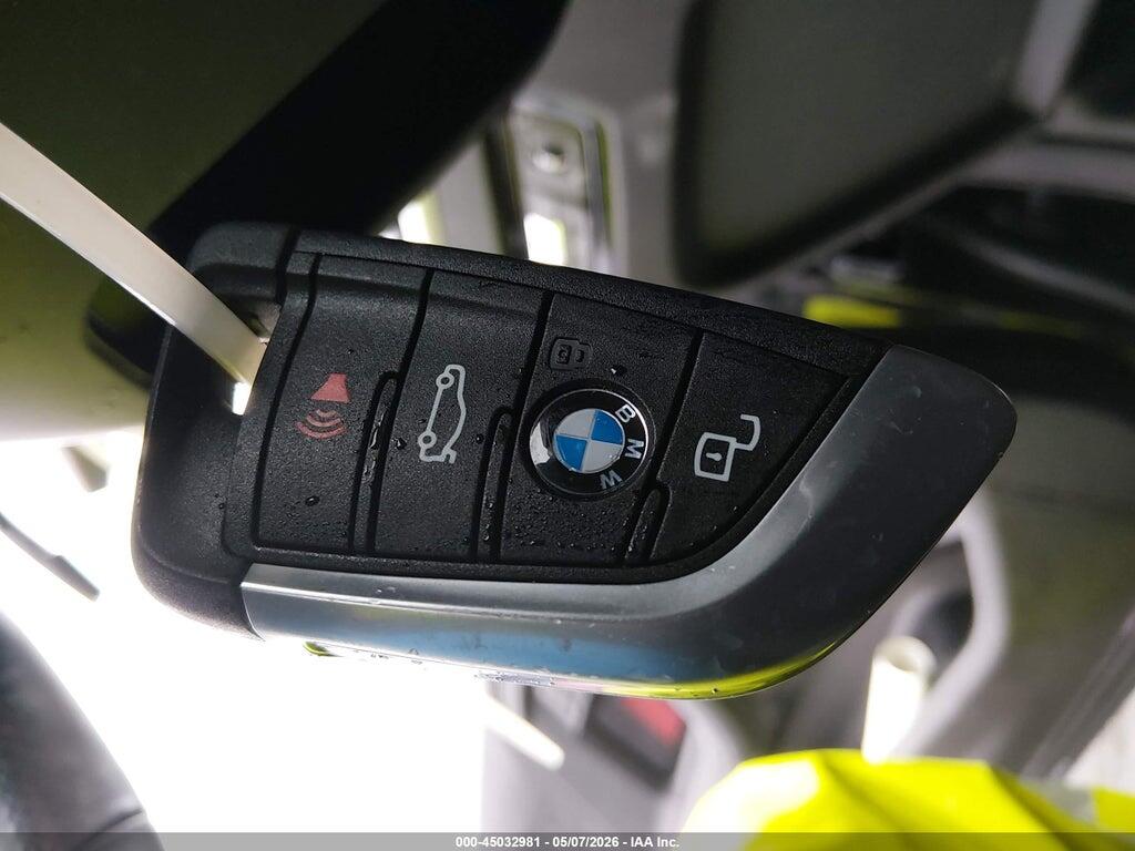 3MF23DM09S8F54919 2025 BMW M2 photo no. 11