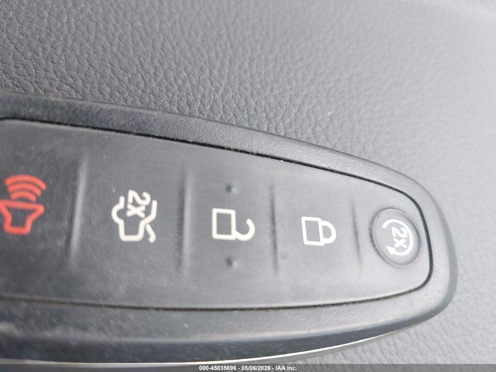 1FMCU0GD7KUC52832 2019 FORD ESCAPE photo no. 11