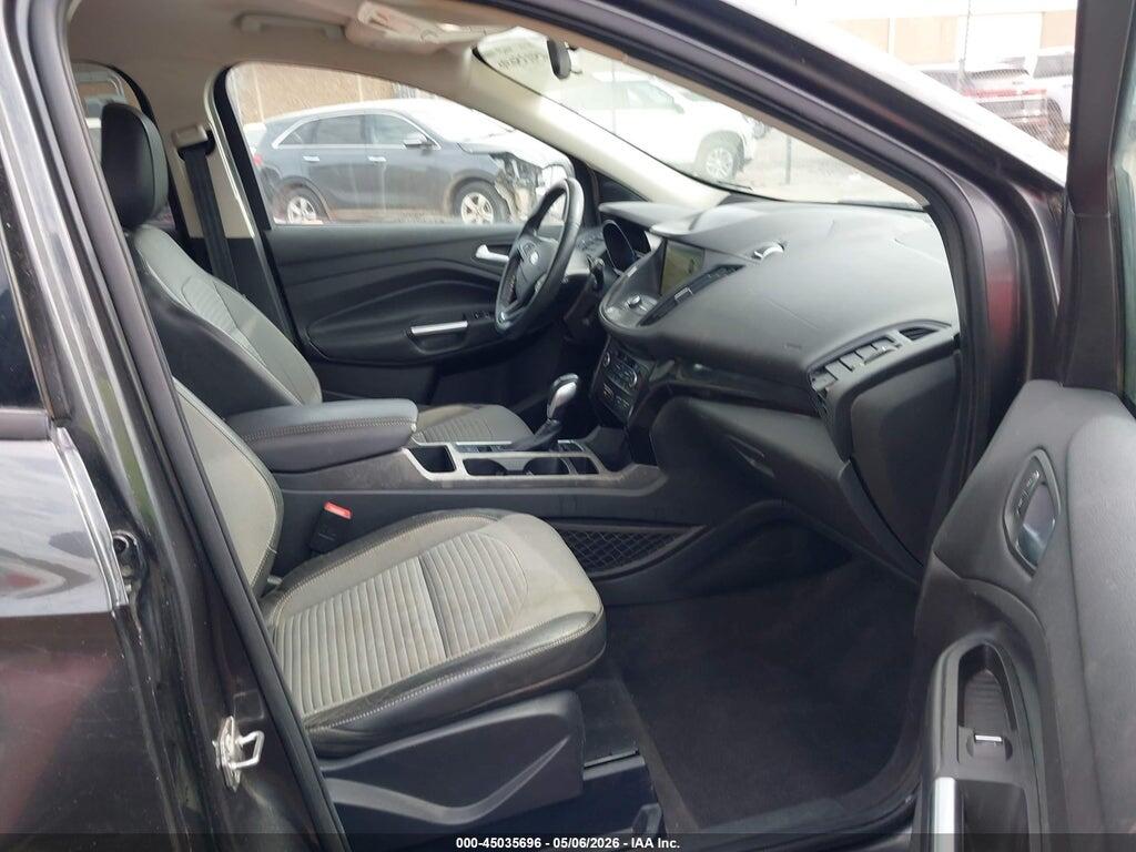 1FMCU0GD7KUC52832 2019 FORD ESCAPE photo no. 5
