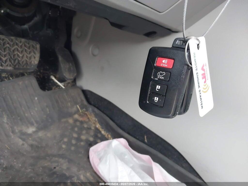 5TDDCRFH3GS020003 2016 TOYOTA HIGHLANDER HYBRID photo no. 11