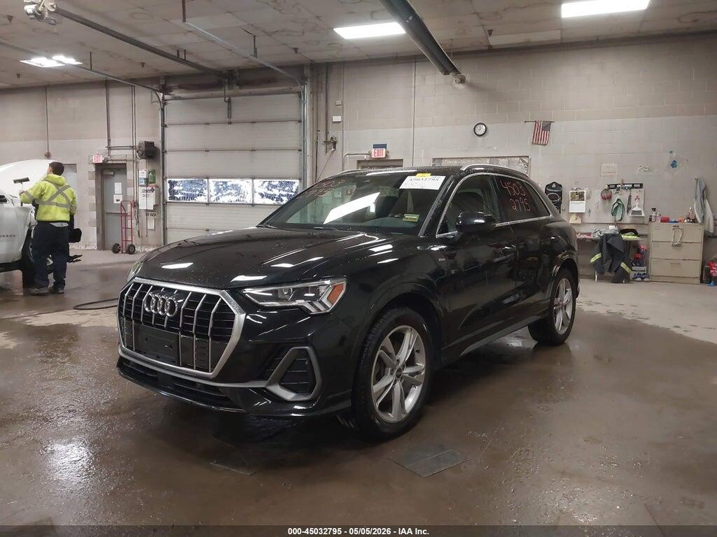 WA1EECF31M1056730 2021 AUDI Q3 photo no. 2