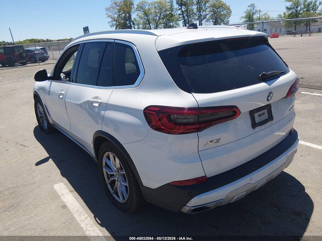 5UXCR6C54KLL00685 2019 BMW X5 photo no. 3