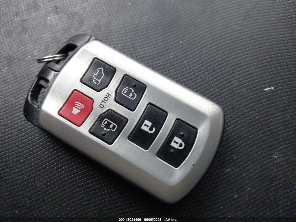5TDYZ3DC6KS992241 2019 TOYOTA SIENNA photo no. 11