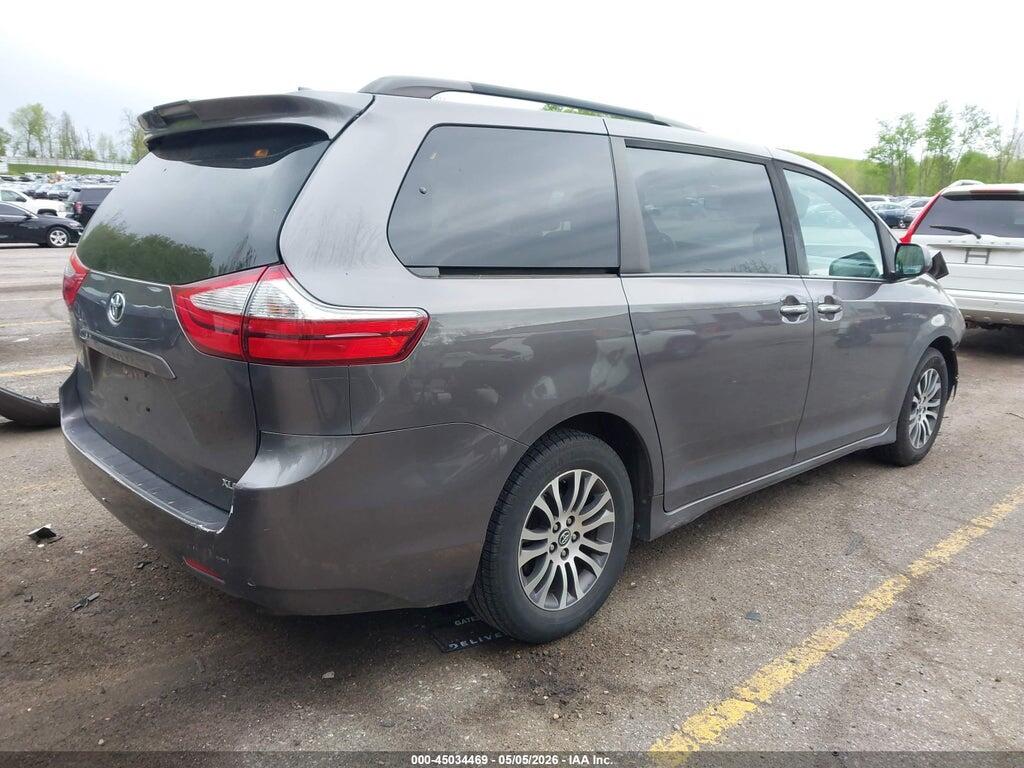 5TDYZ3DC6KS992241 2019 TOYOTA SIENNA photo no. 4