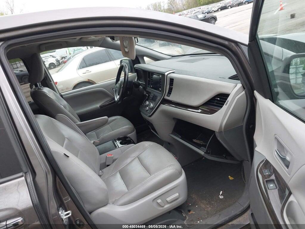 5TDYZ3DC6KS992241 2019 TOYOTA SIENNA photo no. 5