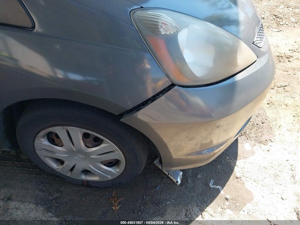 JHMGE8H3XDC020059 2013 HONDA FIT photo no. 6