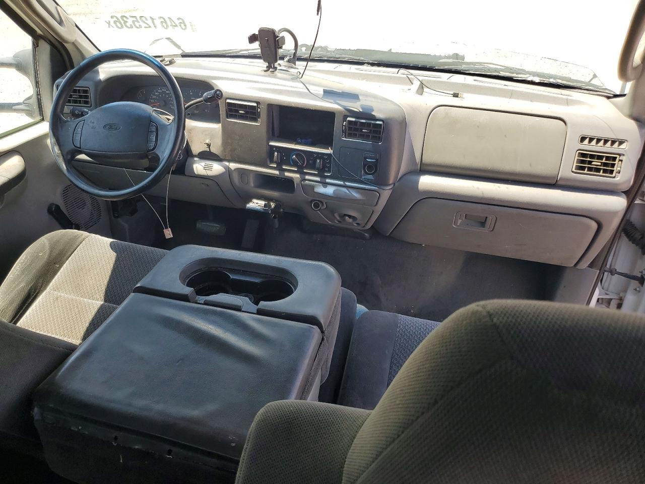 1FDWW36P43EC66638 2003 FORD F350 photo no. 8