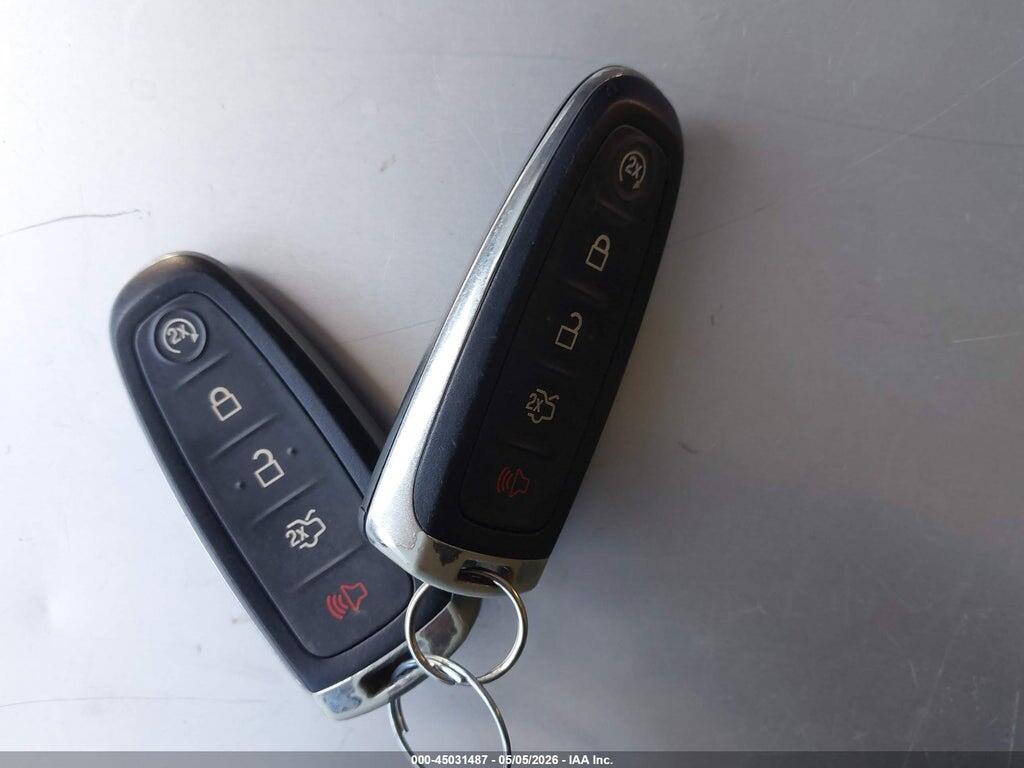 1FMCU9HD8KUC33208 2019 FORD ESCAPE photo no. 11