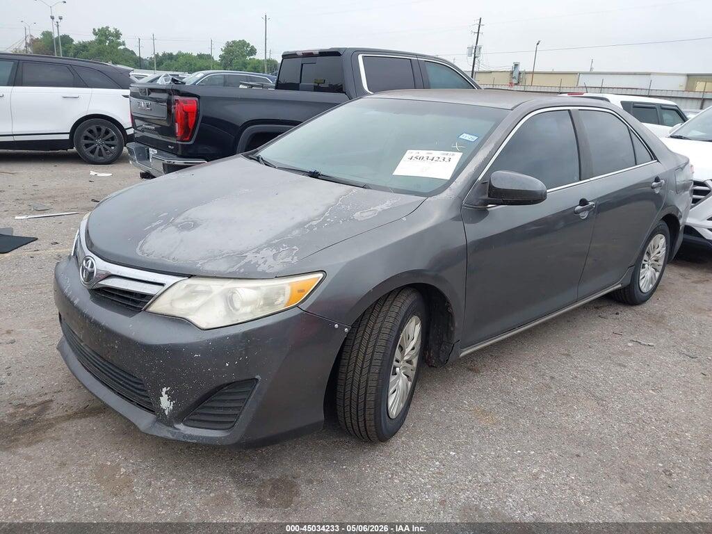 4T4BF1FK3ER407642 2014 TOYOTA CAMRY photo no. 2