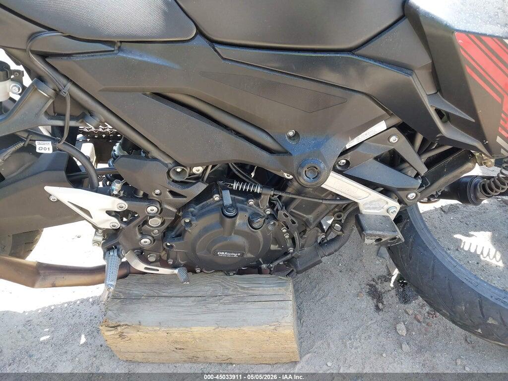 JKAERKD17KDA39543 2019 KAWASAKI ER400 photo no. 8