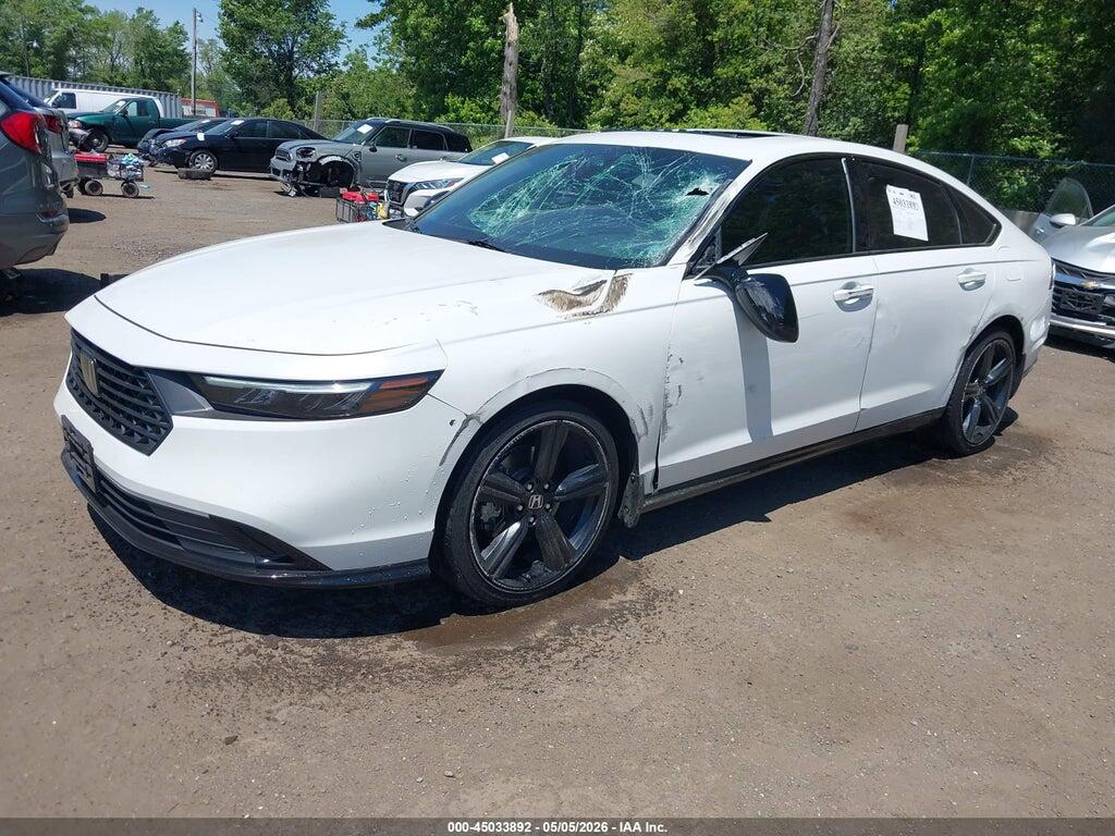 1HGCY2F76SA026011 2025 HONDA ACCORD HYBRID photo no. 2