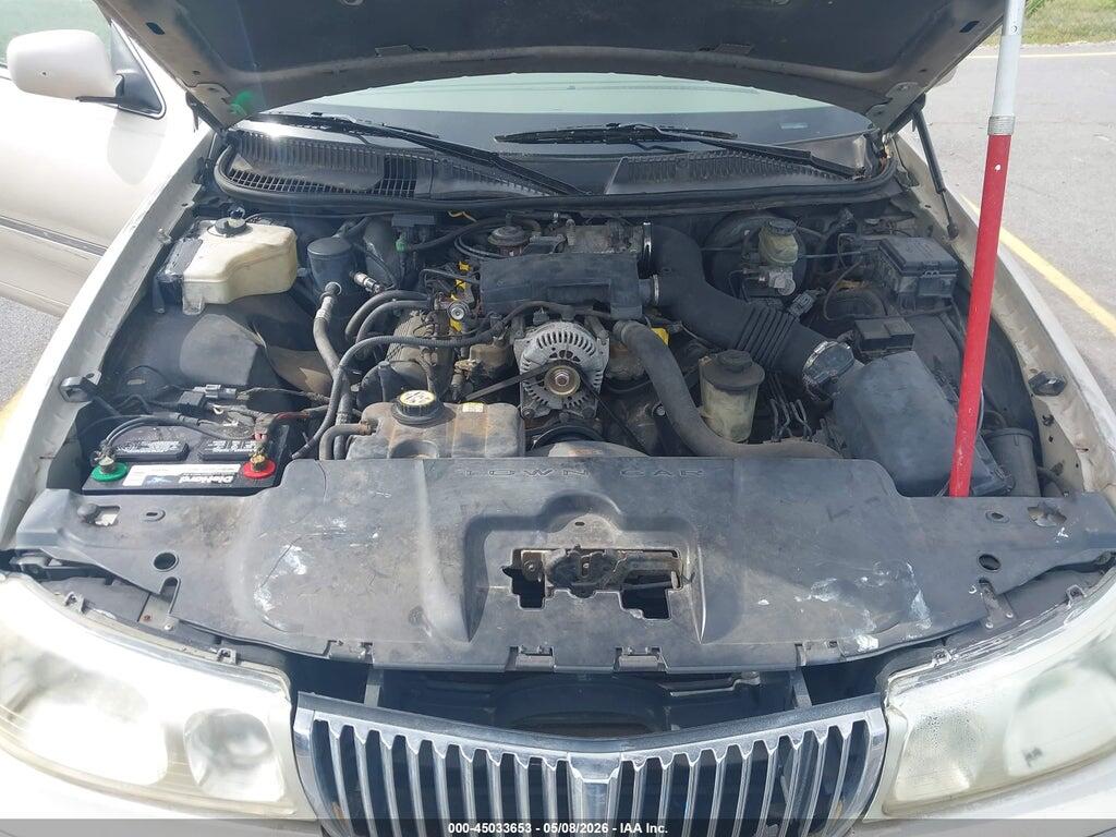1LNHM85W22Y666117 2002 LINCOLN TOWN CAR photo no. 10