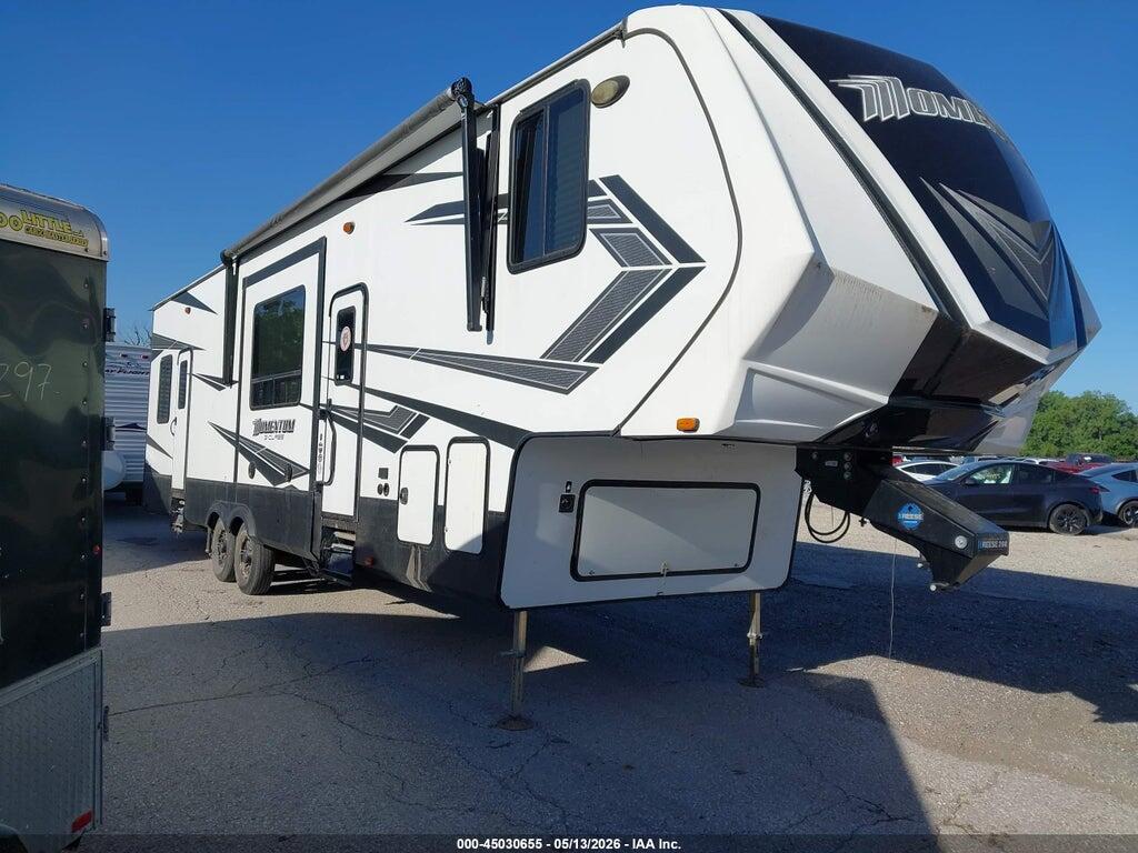 2020 GRAND DESIGN MOMENTUM 573FM4123L1115074