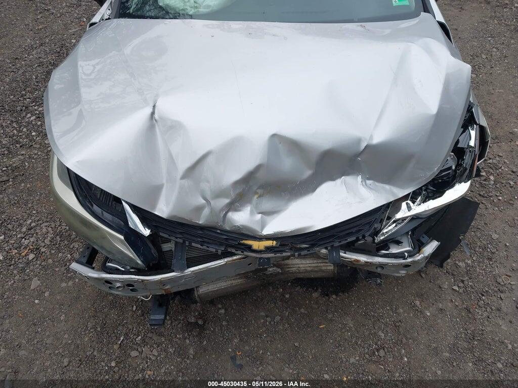 3G1BE6SM8HS508257 2017 CHEVROLET CRUZE photo no. 6
