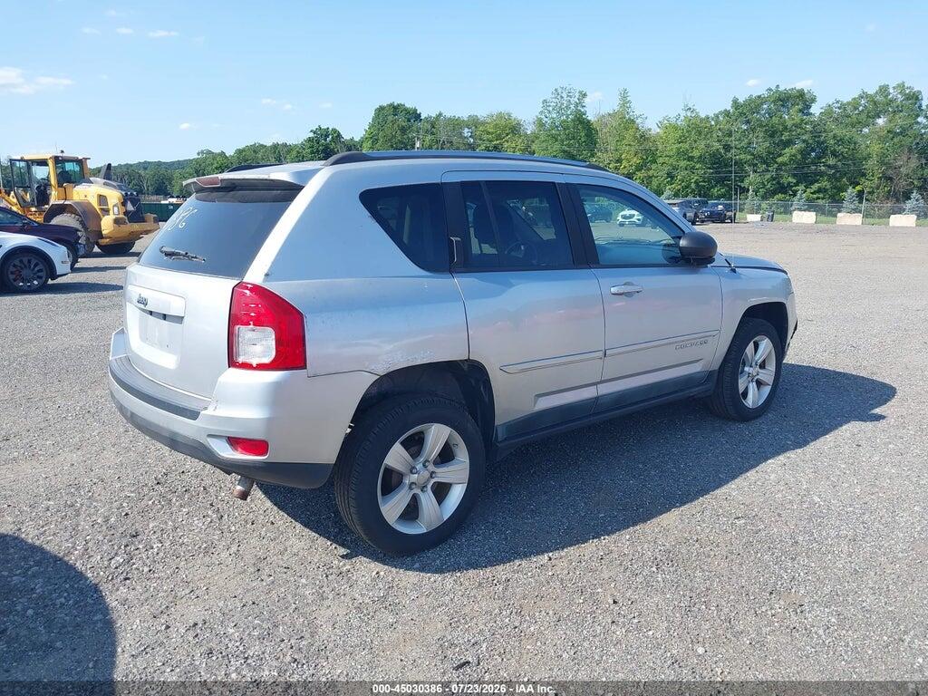 1J4NT1FB6BD289273 2011 JEEP COMPASS photo no. 4