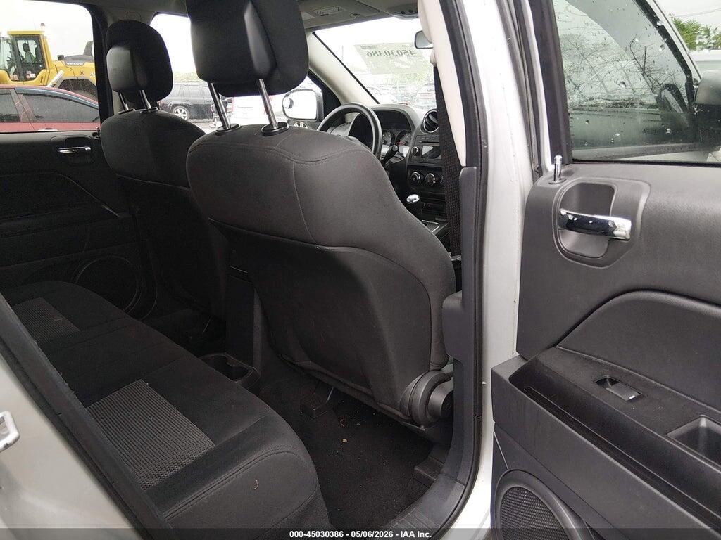 1J4NT1FB6BD289273 2011 JEEP COMPASS photo no. 8