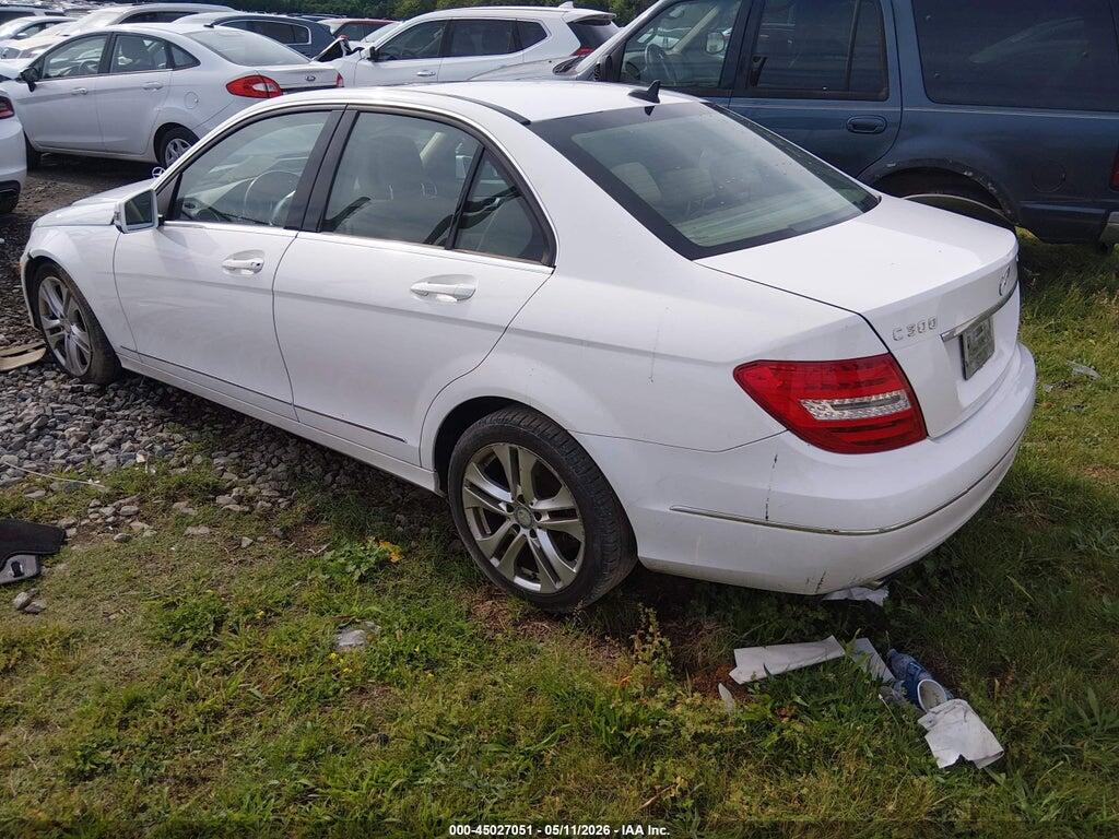 WDDGF8AB8DR287087 2013 MERCEDES-BENZ C 300 photo no. 3