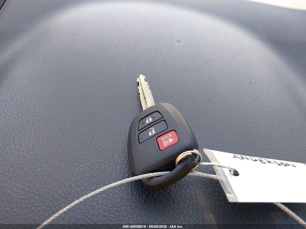 2T3BFREV9FW351025 2015 TOYOTA RAV4 photo no. 11