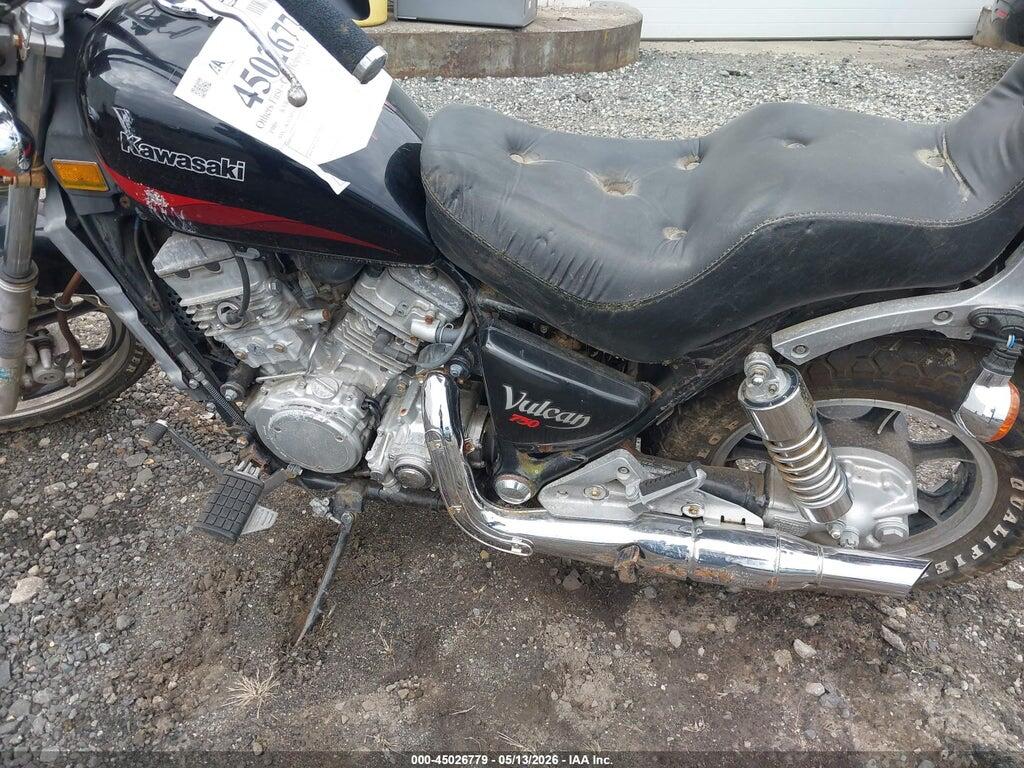 JKAVNDA14GB503707 1986 KAWASAKI VN750 photo no. 9