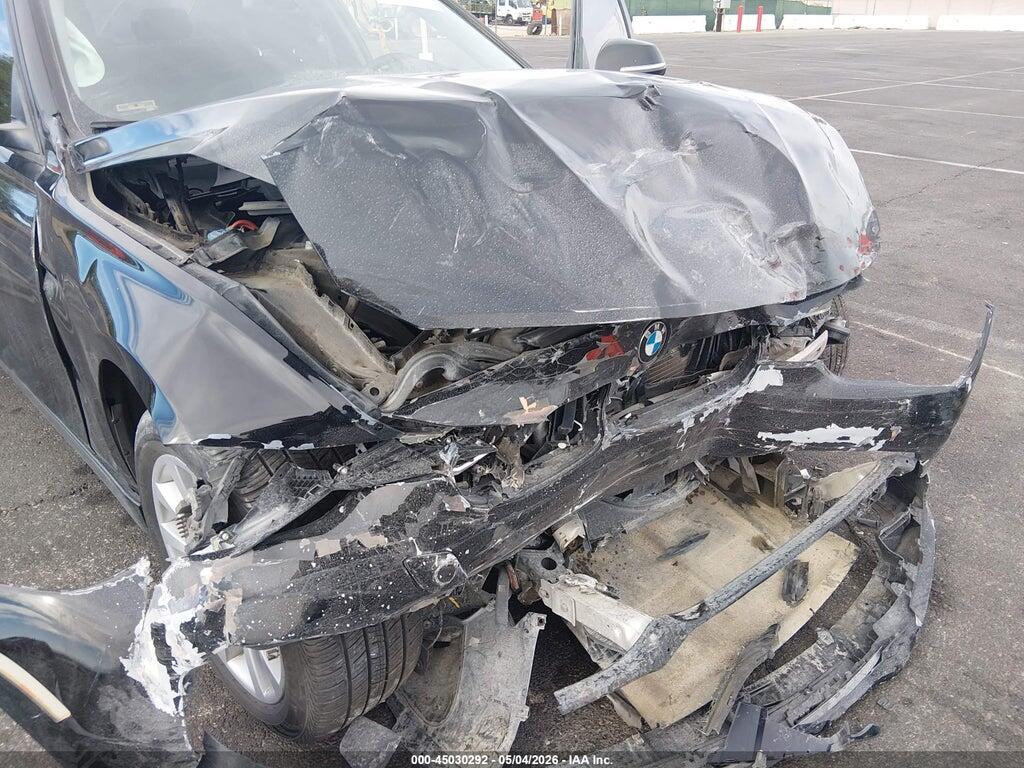 WBA8A9C50JAH11995 2018 BMW 320I photo no. 6