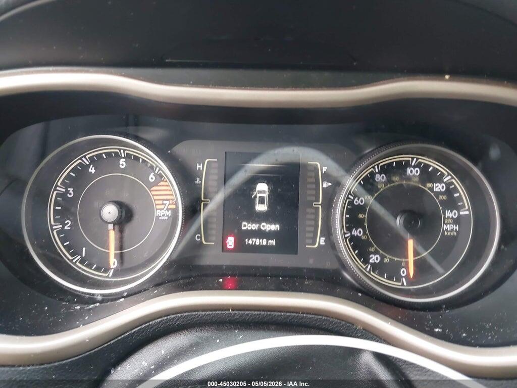 1C4PJLCB3HW640674 2017 JEEP CHEROKEE photo no. 7