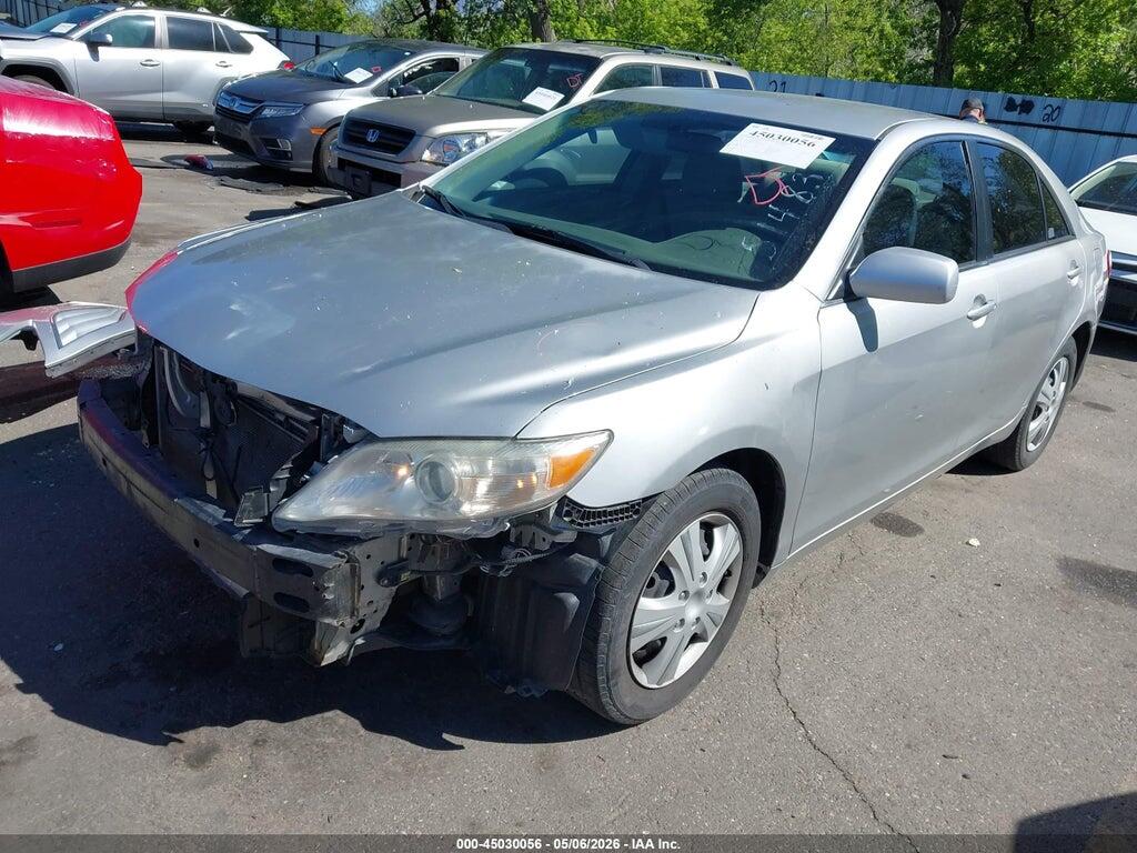 4T1BF3EK4BU759812 2011 TOYOTA CAMRY photo no. 2