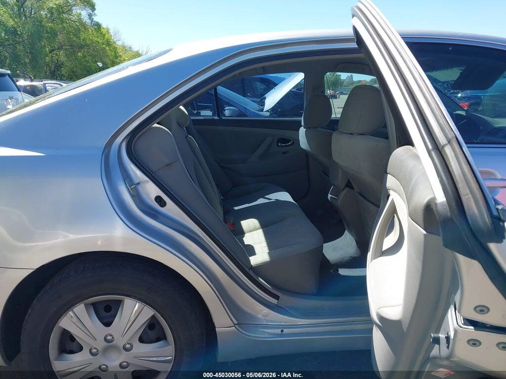 4T1BF3EK4BU759812 2011 TOYOTA CAMRY photo no. 8