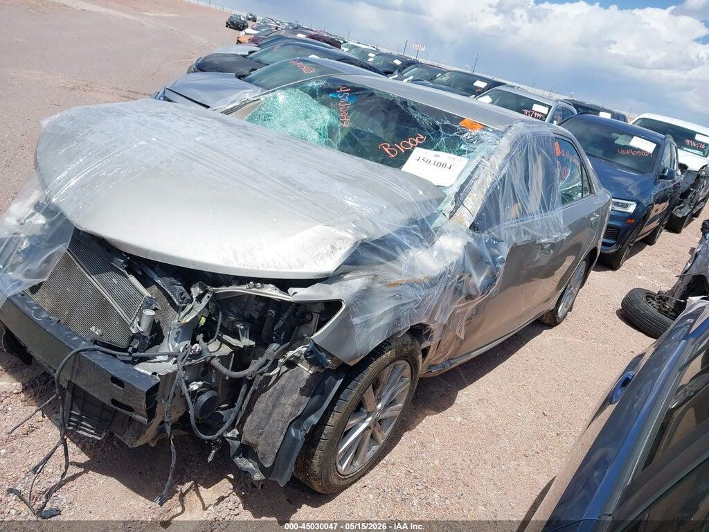 4T1BD1FK4DU069716 2013 TOYOTA CAMRY HYBRID photo no. 2