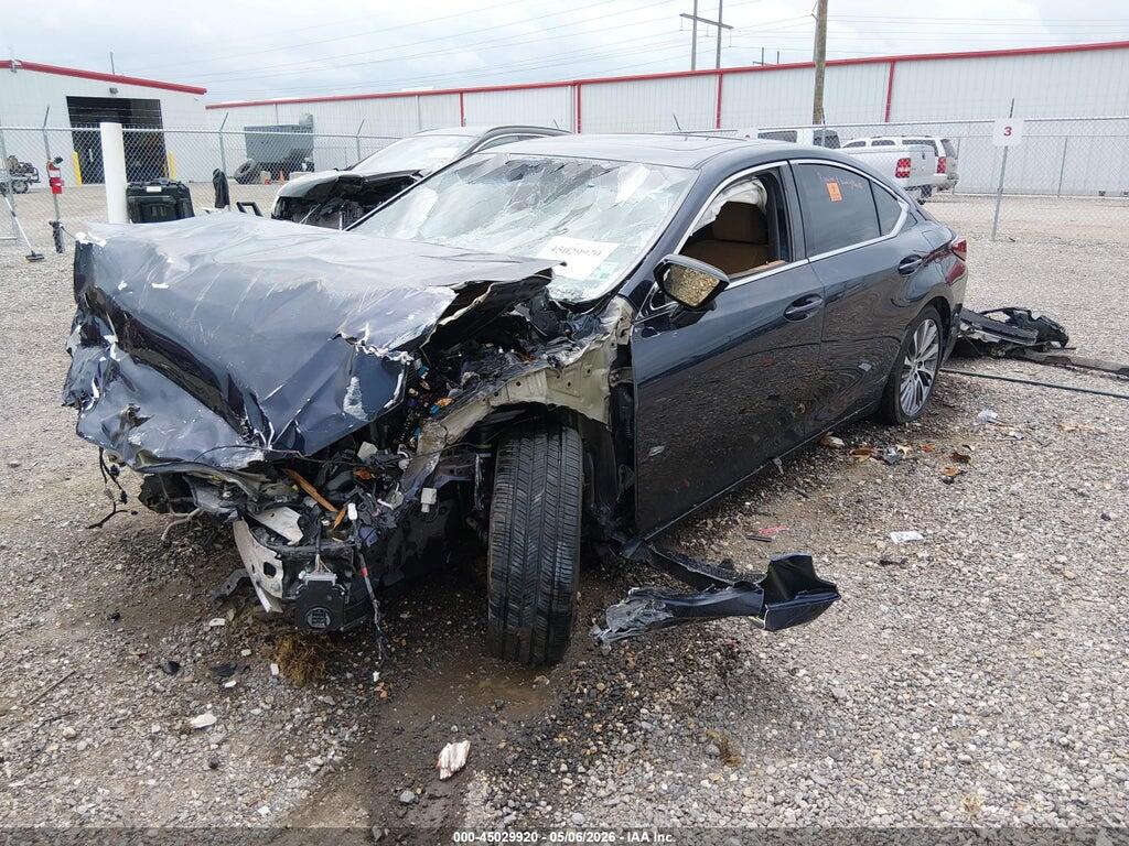 58ABZ1B13KU037408 2019 LEXUS ES 350 photo no. 2